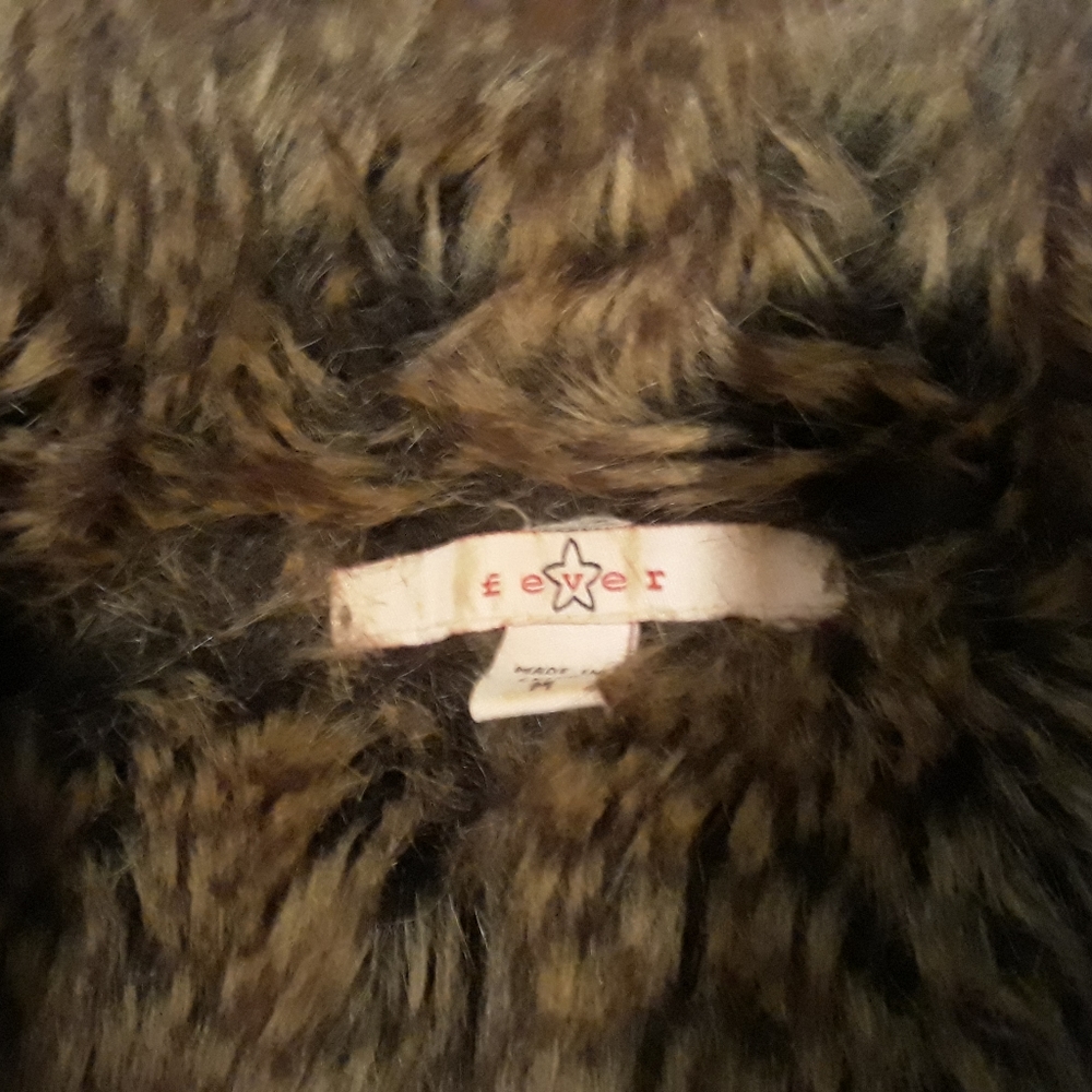 Vest - Picture 7 of 7